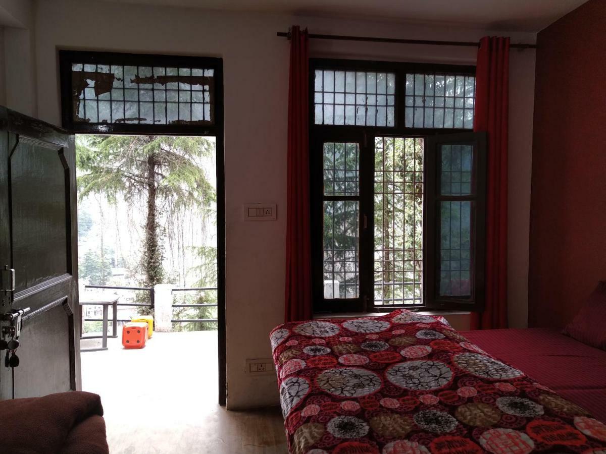 Mochila Youth Hostel Mcleod Ganj Дармсала Экстерьер фото