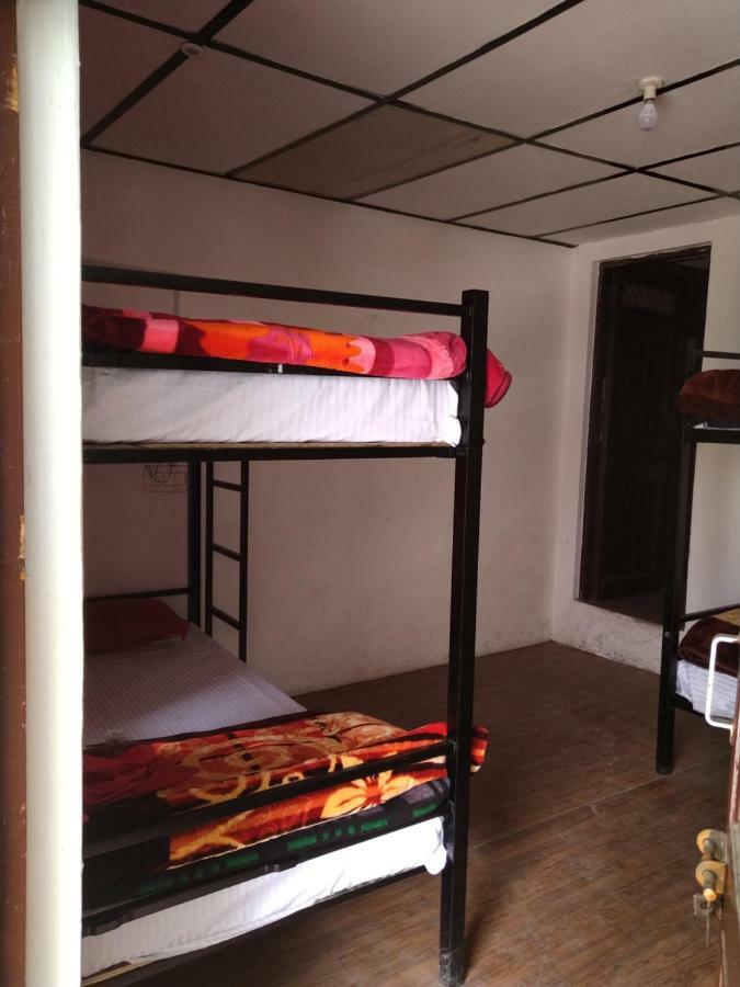 Mochila Youth Hostel Mcleod Ganj Дармсала Экстерьер фото